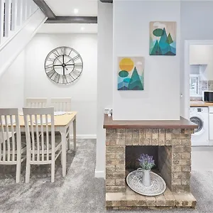  Holiday home Host & - Hedley United Kingdom