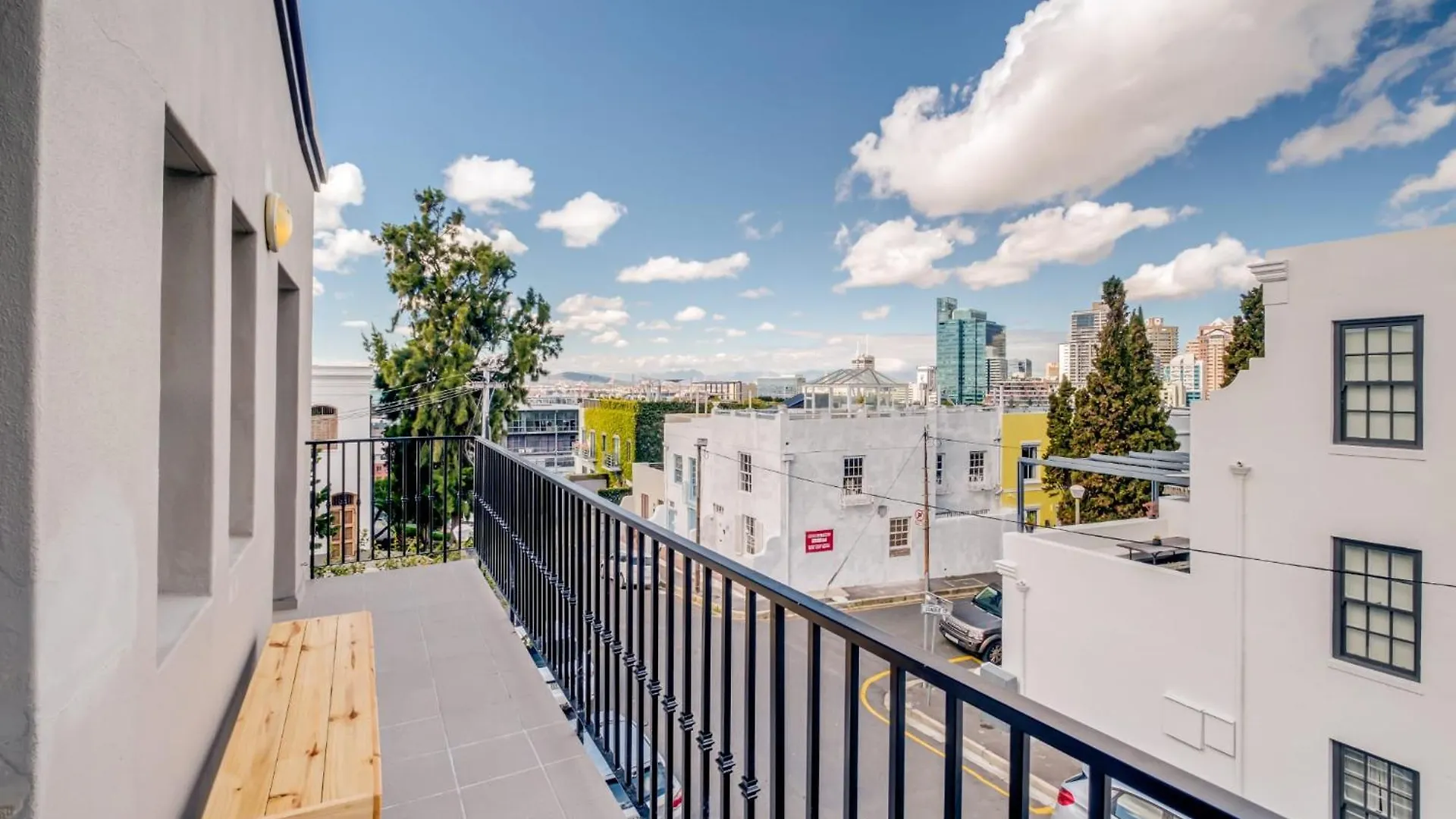 211 De Waterkant Piazza Apartment